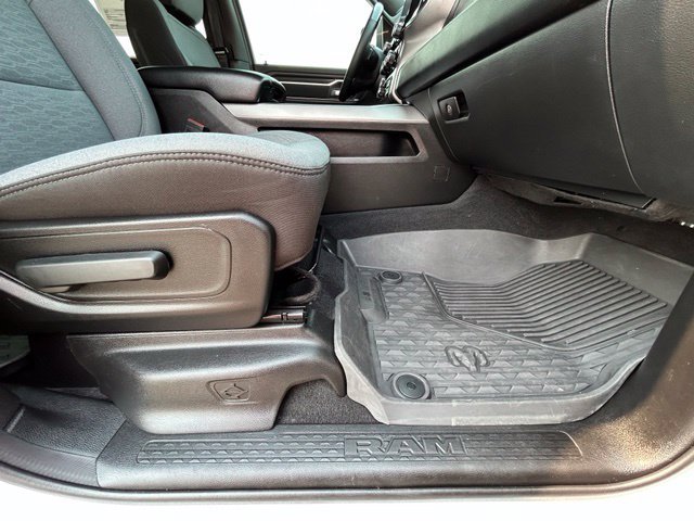 Used 2025 RAM 1500 Big Horn AWD/4WD image 38