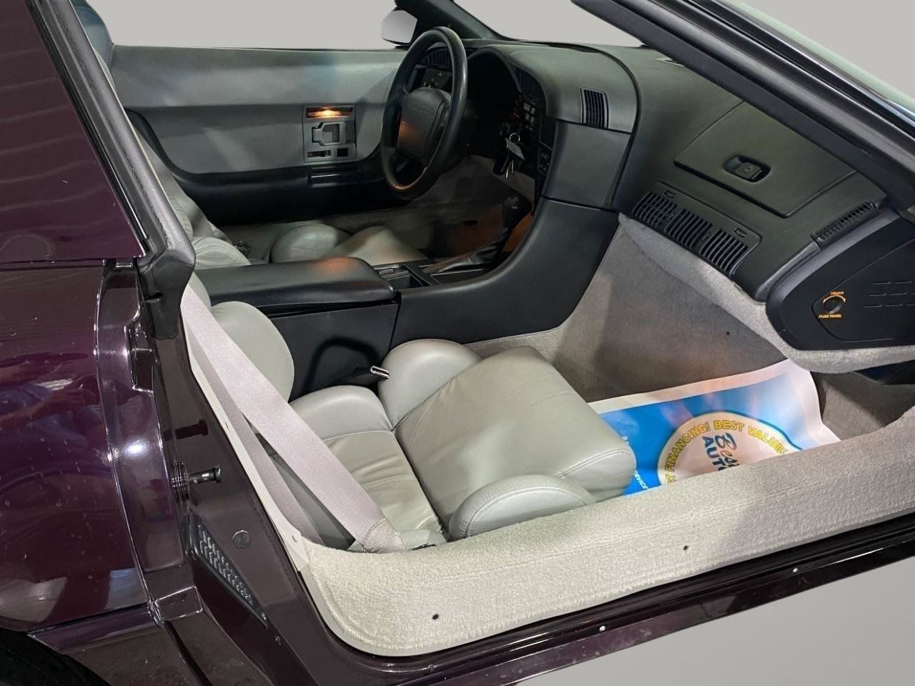 Used 1993 Chevrolet Corvette Coupe RWD image 23