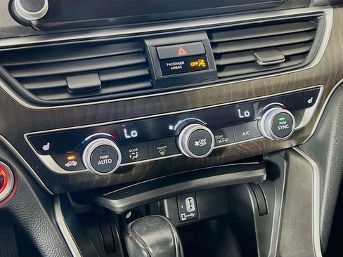 Used 2020 Honda Accord EX-L image 19