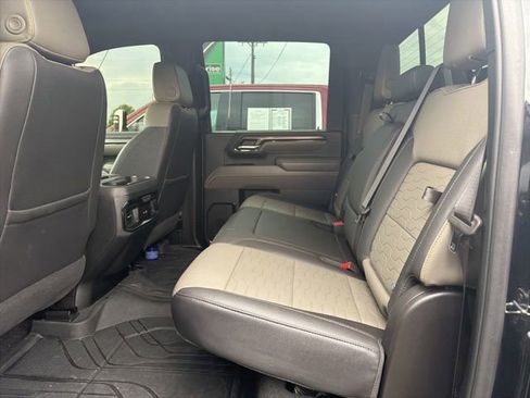 Used 2024 Chevrolet Silverado 2500 ZR2 w/ Technology Package AWD/4WD image 32