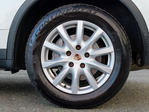 Used 2013 Porsche Cayenne AWD/4WD image 14