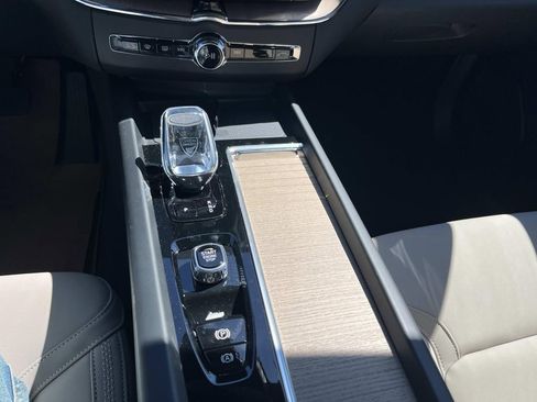 New 2026 Volvo XC60 B5 Plus w/ Climate Package image 30