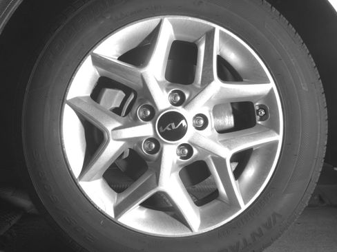 Used 2025 Nissan Altima 2.5 SV image 12