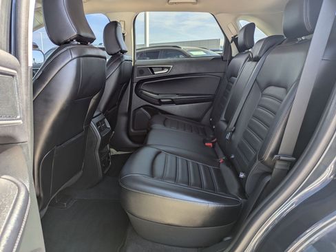 Used 2024 Ford Edge SEL w/ Convenience Package image 13