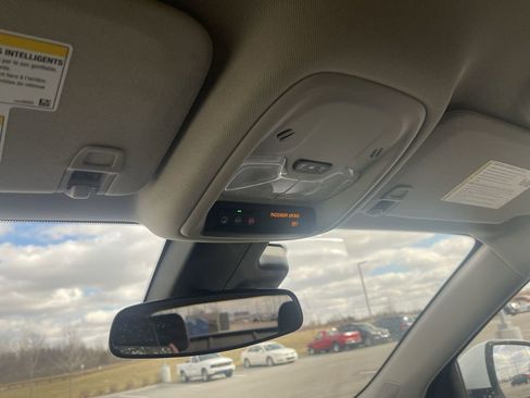 Used 2024 Buick Encore GX Sport Touring w/ Comfort Package image 20