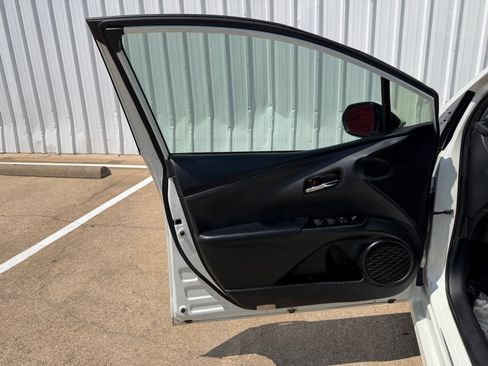 Used 2020 Toyota Prius Prime Limited FWD image 19