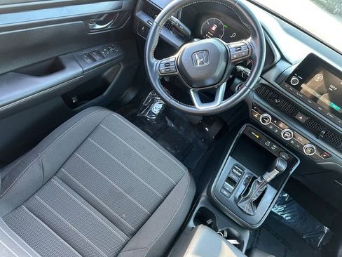 Used 2025 Honda CR-V Sport image 19