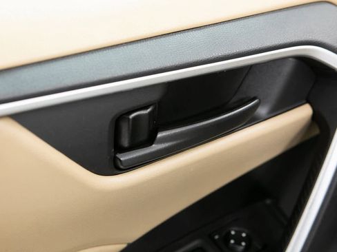 Used 2021 Toyota RAV4 LE w/ Carpet Mat Package (TMS) image 18