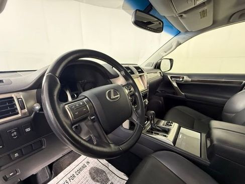 Used 2015 Lexus GX 460 AWD/4WD image 17