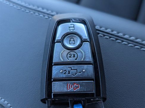 New 2026 Ford F150 Platinum w/ Equipment Group 701A Base image 32