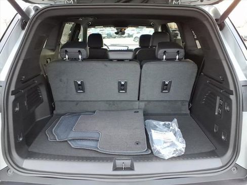 New 2026 Buick Enclave Preferred w/ Power Package image 21