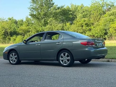 Used 2005 Lexus ES 330 w/ Preferred Accessory Pkg FWD image 32