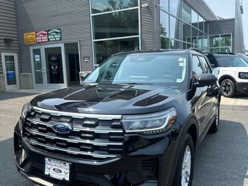 Used 2026 Ford Explorer Active AWD/4WD image 1