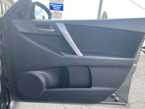 Used 2011 MAZDA MAZDA3 s Sport image 16