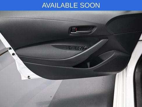 Used 2025 Toyota Corolla LE FWD image 10