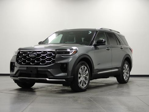 Used 2026 Ford Explorer Platinum AWD/4WD image 8