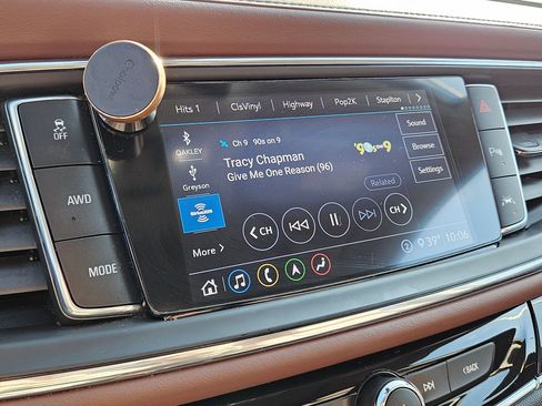 Used 2020 Buick Enclave Avenir w/ Avenir Technology Package image 23