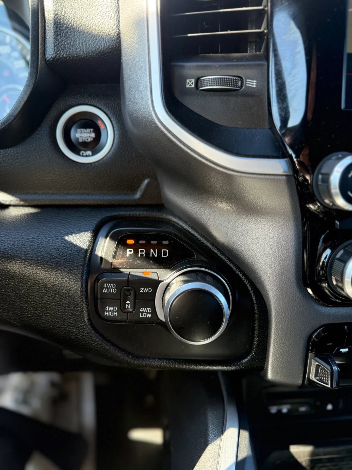 Used 2019 RAM 1500 Big Horn AWD/4WD image 28