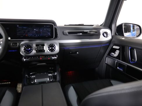 Used 2025 Mercedes-Benz G 63 AMG 4MATIC image 45