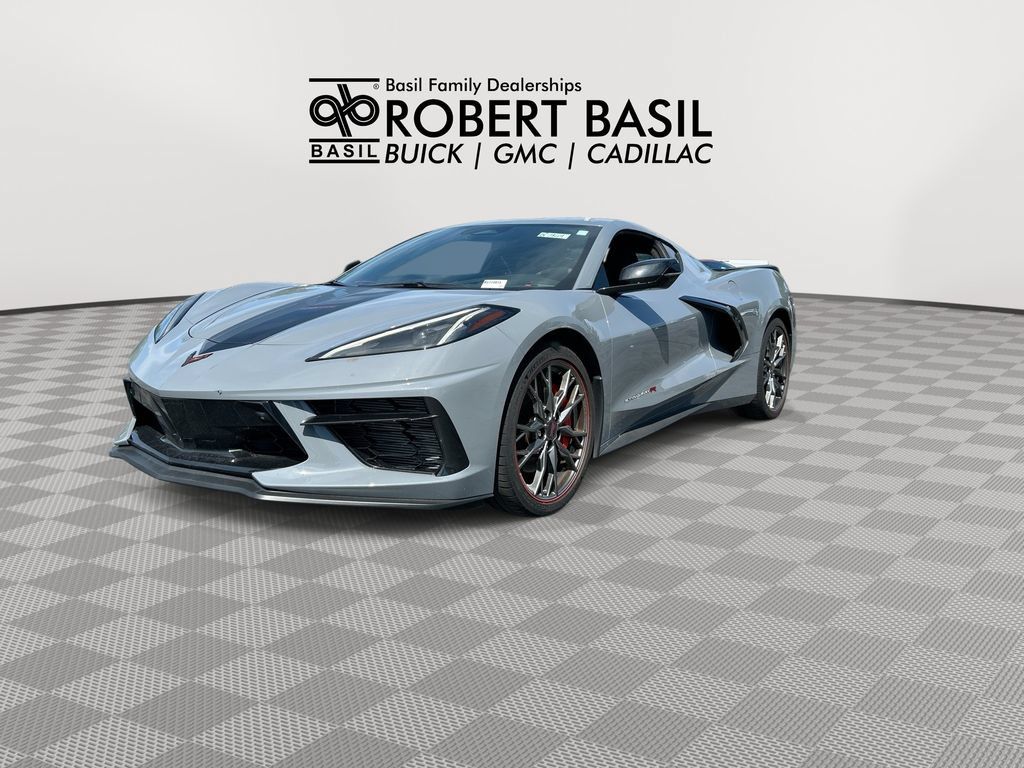 Used 2024 Chevrolet Corvette Stingray Premium Cpe w/ Z51 Performance Package RWD image 4