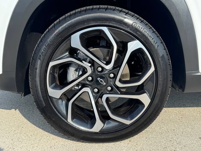 Used 2025 Chevrolet Trax RS w/ Driver Confidence Package FWD image 10