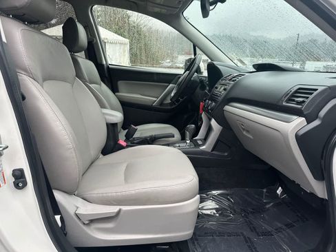 Used 2014 Subaru Forester 2.5i Limited image 13