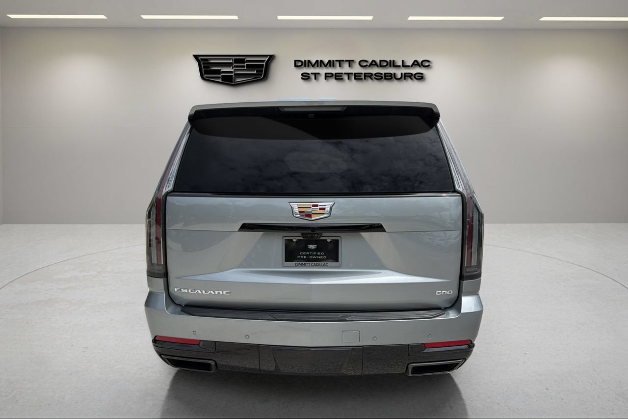 Used 2025 Cadillac Escalade Sport AWD/4WD image 4