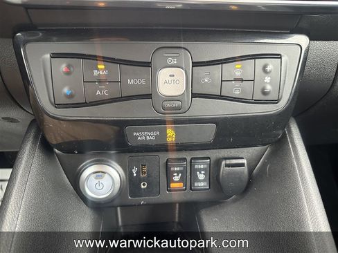 Used 2019 Nissan Leaf SL w/ SL Technology Package image 9