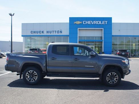 Used 2021 Toyota Tacoma TRD Sport AWD/4WD image 1