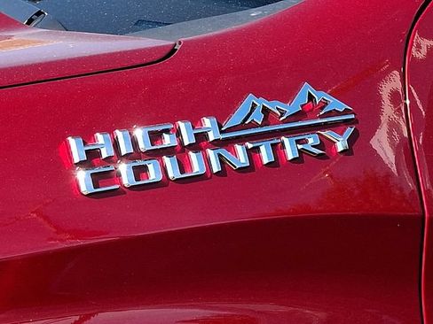 Used 2023 Chevrolet Silverado 1500 High Country w/ High Country Premium Package AWD/4WD image 27