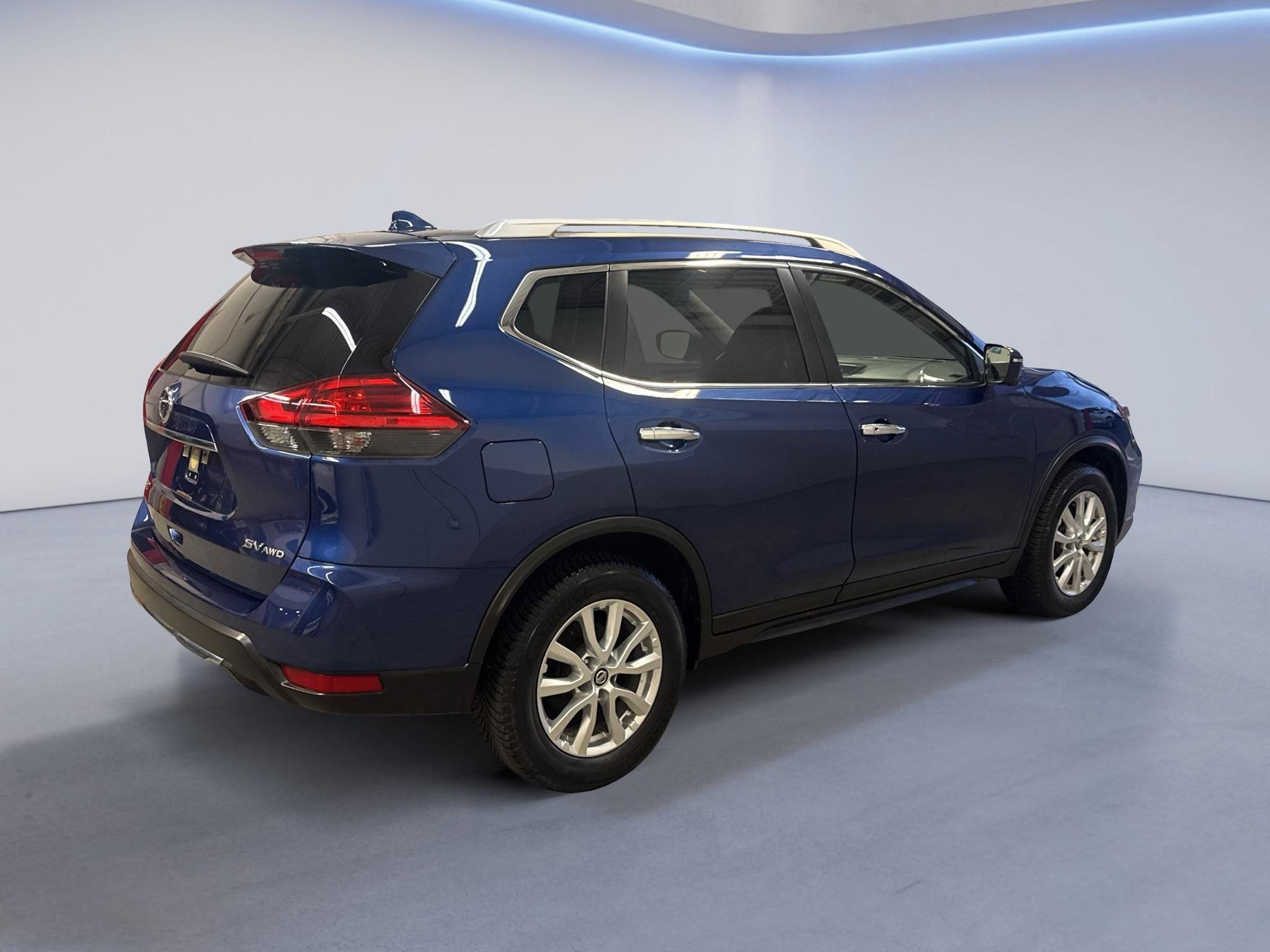 Used 2017 Nissan Rogue SV AWD/4WD image 8