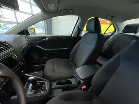 Used 2016 Volkswagen Jetta S FWD image 12