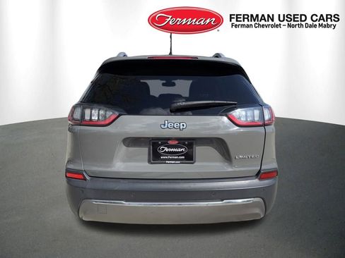Used 2019 Jeep Cherokee Limited image 9