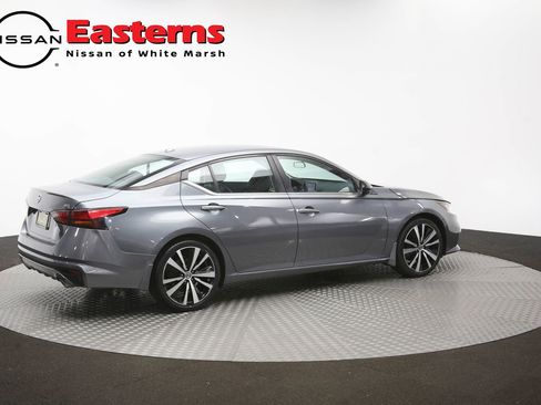 Used 2020 Nissan Altima 2.5 SR FWD image 41