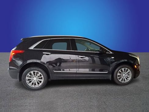Used 2017 Cadillac XT5 Luxury image 4