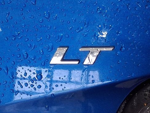 Used 2018 Chevrolet Sonic LT w/ Convenience Package image 32