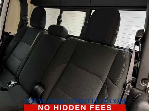 Used 2020 Jeep Gladiator Overland w/ Cold Weather Group AWD/4WD image 16