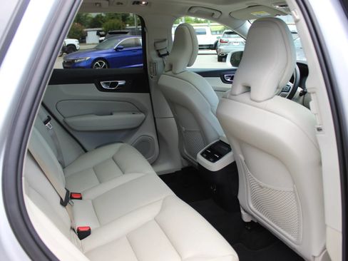 Used 2019 Volvo XC60 T5 Inscription AWD/4WD image 26