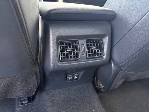 Used 2025 Toyota Camry SE FWD image 26