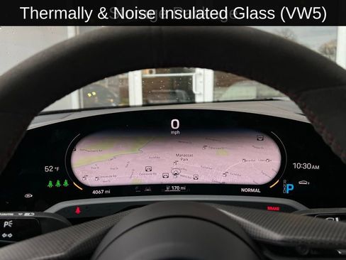 Used 2024 Porsche Taycan GTS image 11