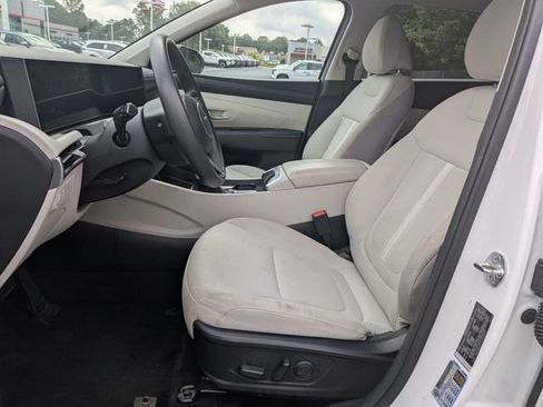 Used 2025 Hyundai Tucson SEL FWD image 7