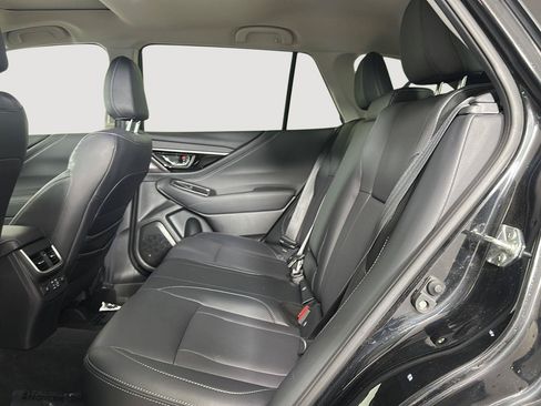 Used 2023 Subaru Outback Limited AWD/4WD image 18