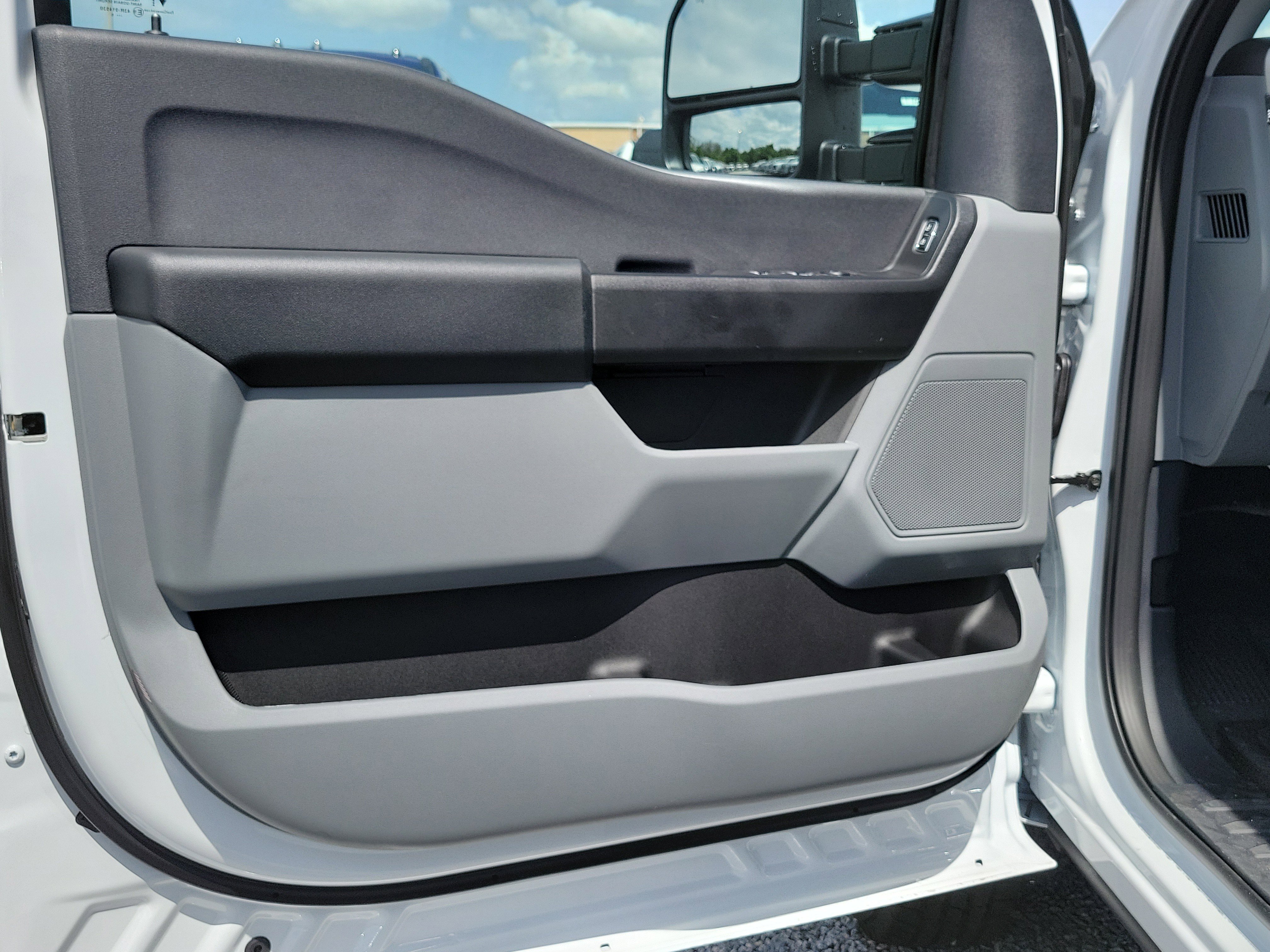 New 2026 Ford F350 XL AWD/4WD image 14