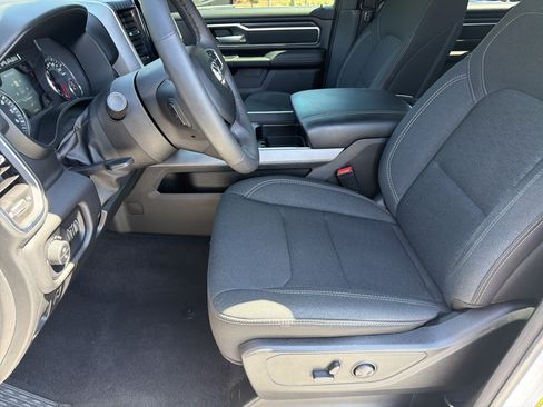 Used 2025 RAM 1500 Big Horn AWD/4WD image 11