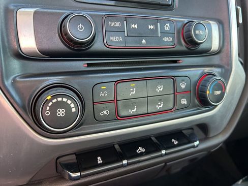 Used 2014 GMC Sierra 1500 SLE w/ Suspension Package, Off-Road image 26