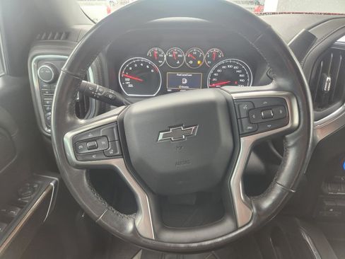Used 2020 Chevrolet Silverado 1500 LT Trail Boss AWD/4WD image 16