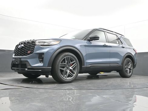 New 2026 Ford Explorer ST w/ Sun And Sound Package AWD/4WD image 39