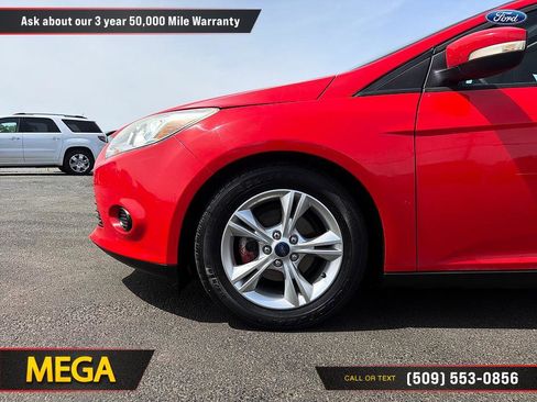 Used 2014 Ford Focus SE FWD image 25