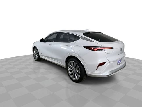 Used 2025 Buick Envista Avenir image 6