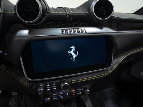 Used 2023 Ferrari Portofino M RWD image 59